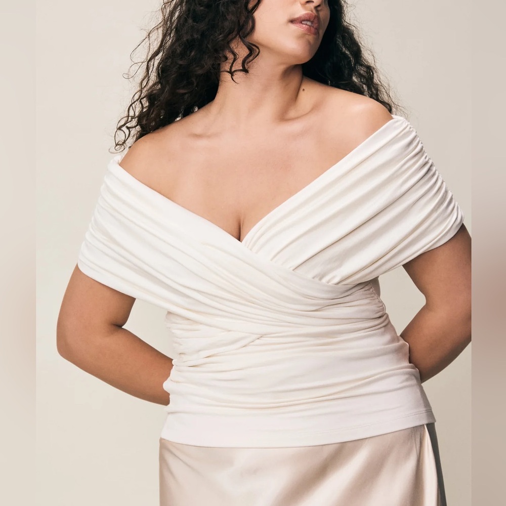 Viveh Giada off the shoulder top